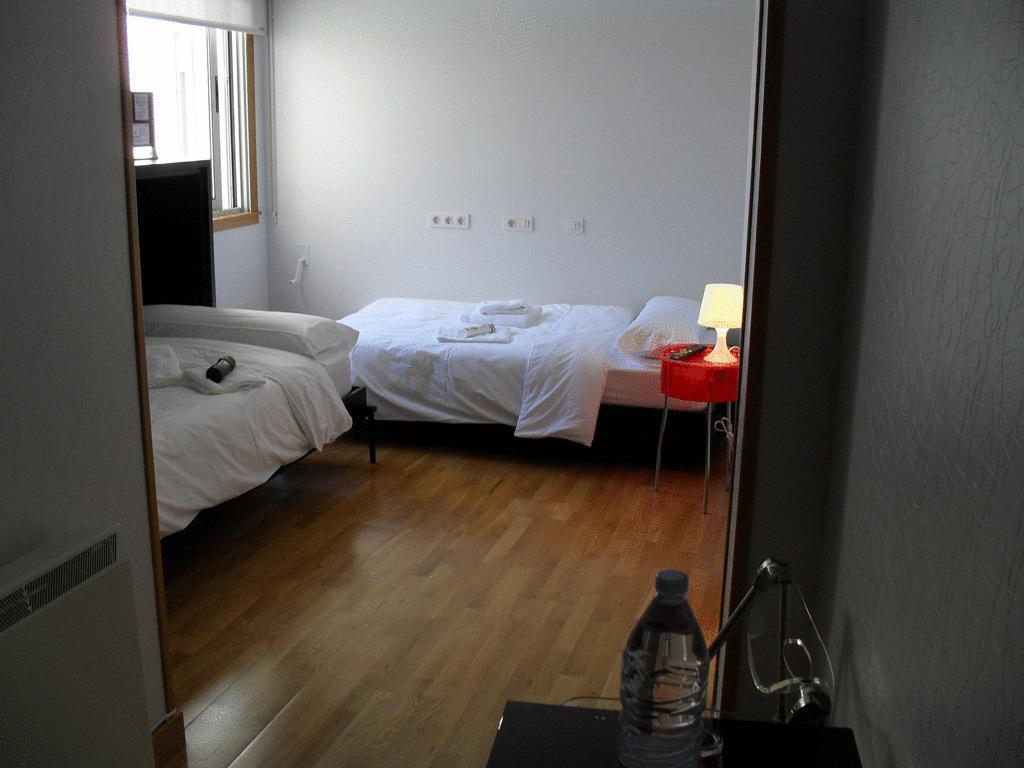 Hotel Ofi La Corogne Chambre photo