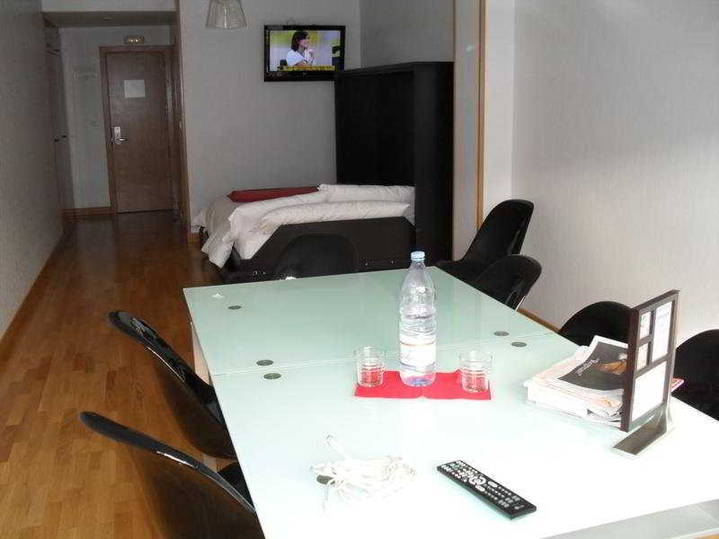 Hotel Ofi La Corogne Extérieur photo