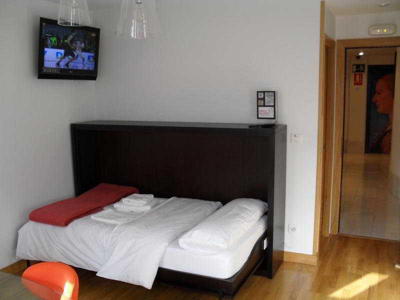 Hotel Ofi La Corogne Extérieur photo