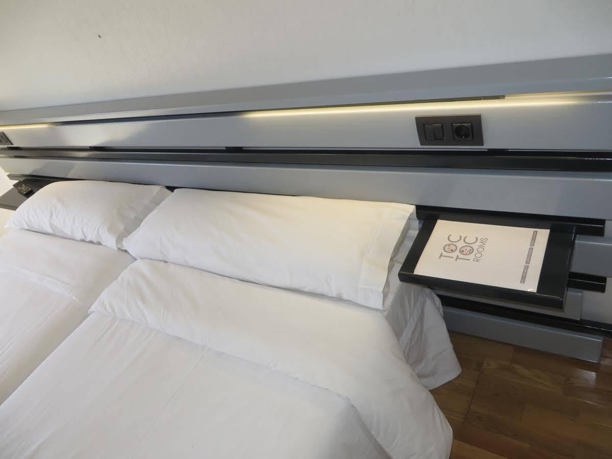 Hotel Ofi La Corogne Extérieur photo